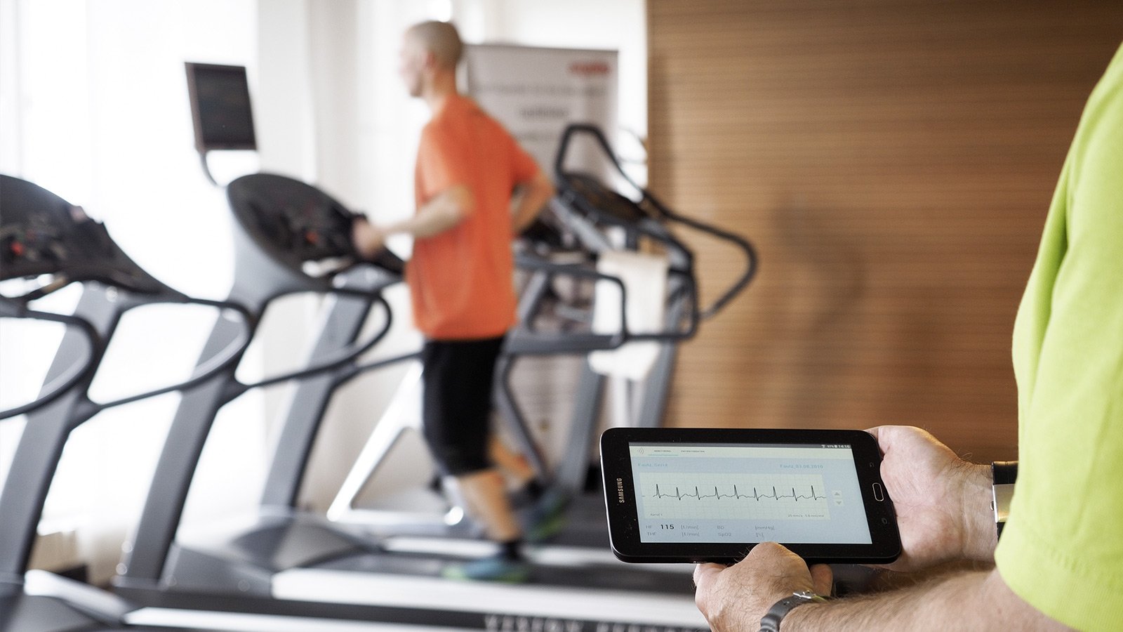 Laufbandüberwachung in der CCB Reha Laufbandüberwachung in der CCB Reha